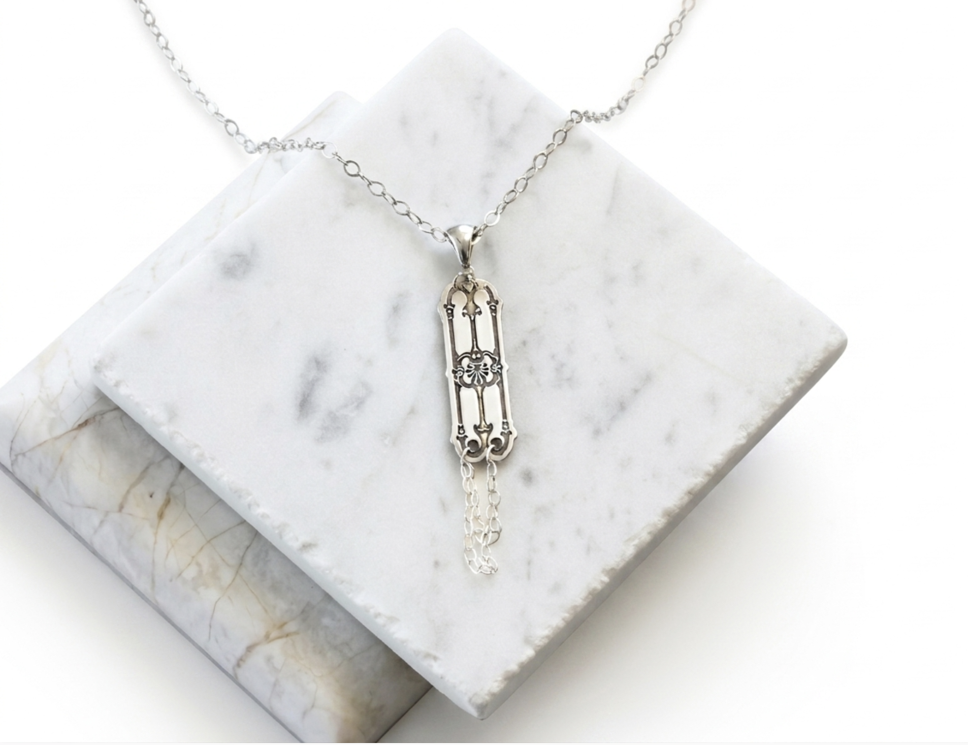 Entresol Long Pendant Necklace