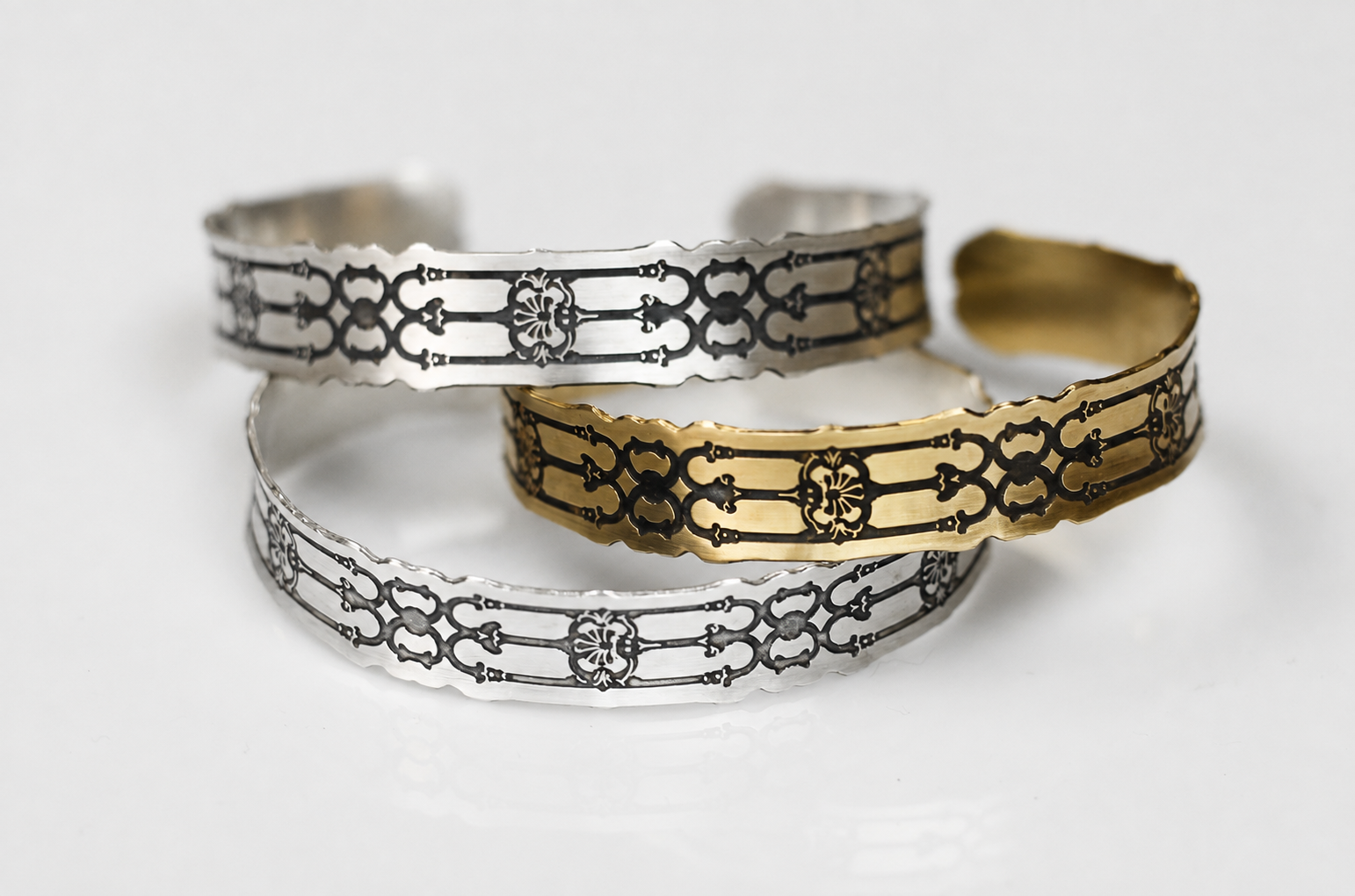 Entresol Slim Cuff