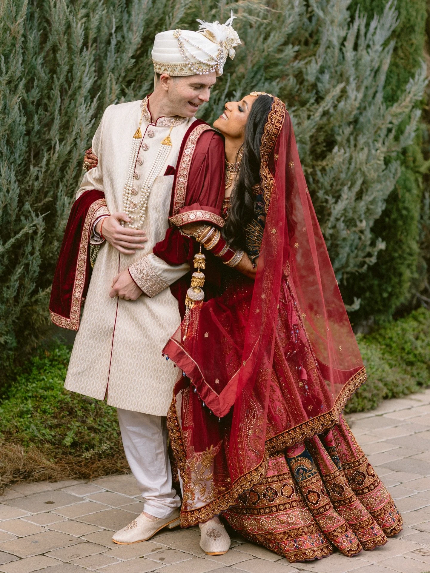 One of the reasons I love being a wedding photographer is because weddings allow me to experience different cultures in the most intimate and meaningful way and I feel so grateful to witness it all.
Photos for @cassievalentephoto 🤍