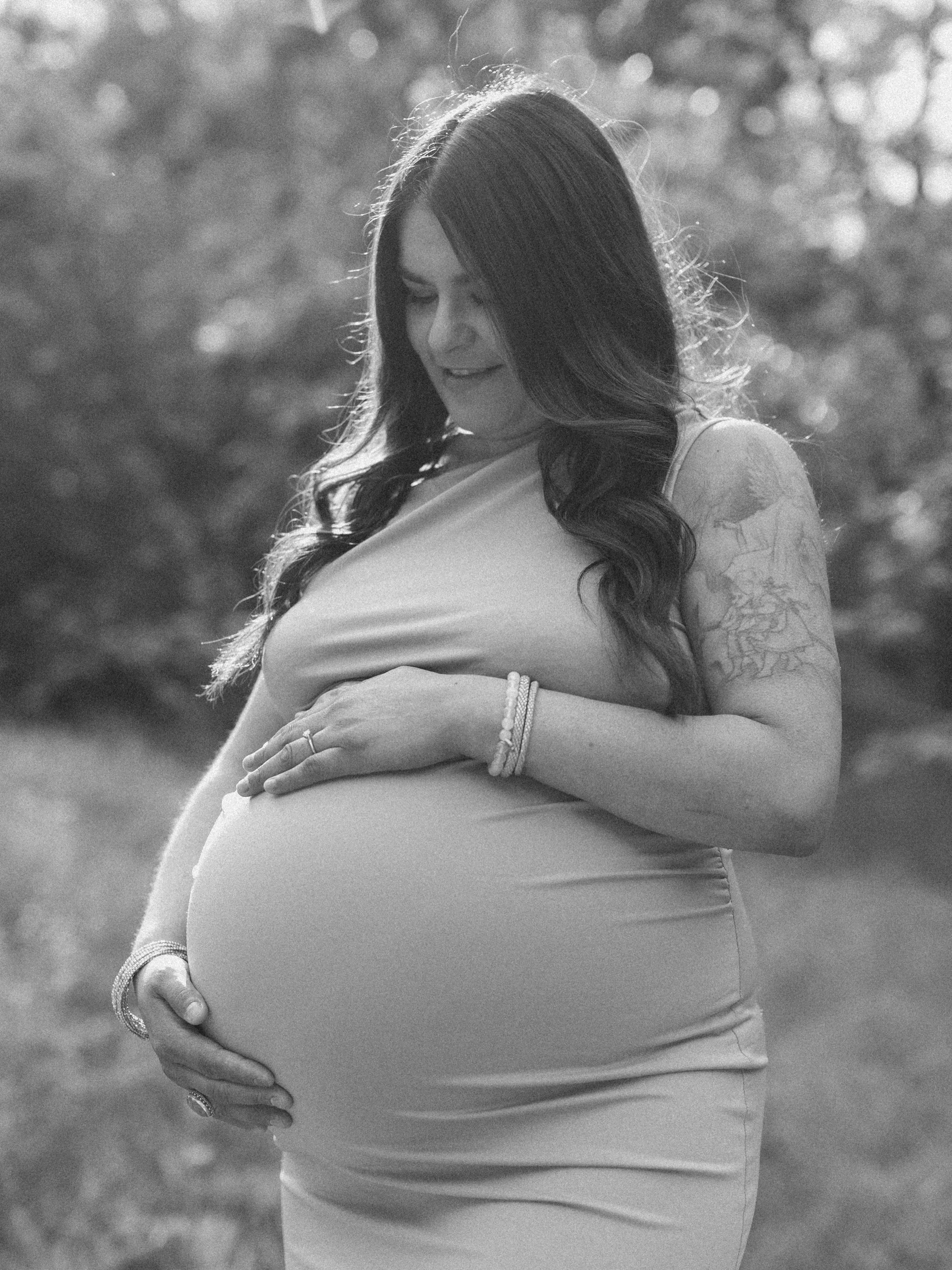 Photographing your friend? Yes!
Photographing your friend while she&rsquo;s expecting twins? Absolutely yes!!! 🤍

Some sessions mean a little more, and this was definitely one of them. Knowing how much this chapter means to them and getting to docum