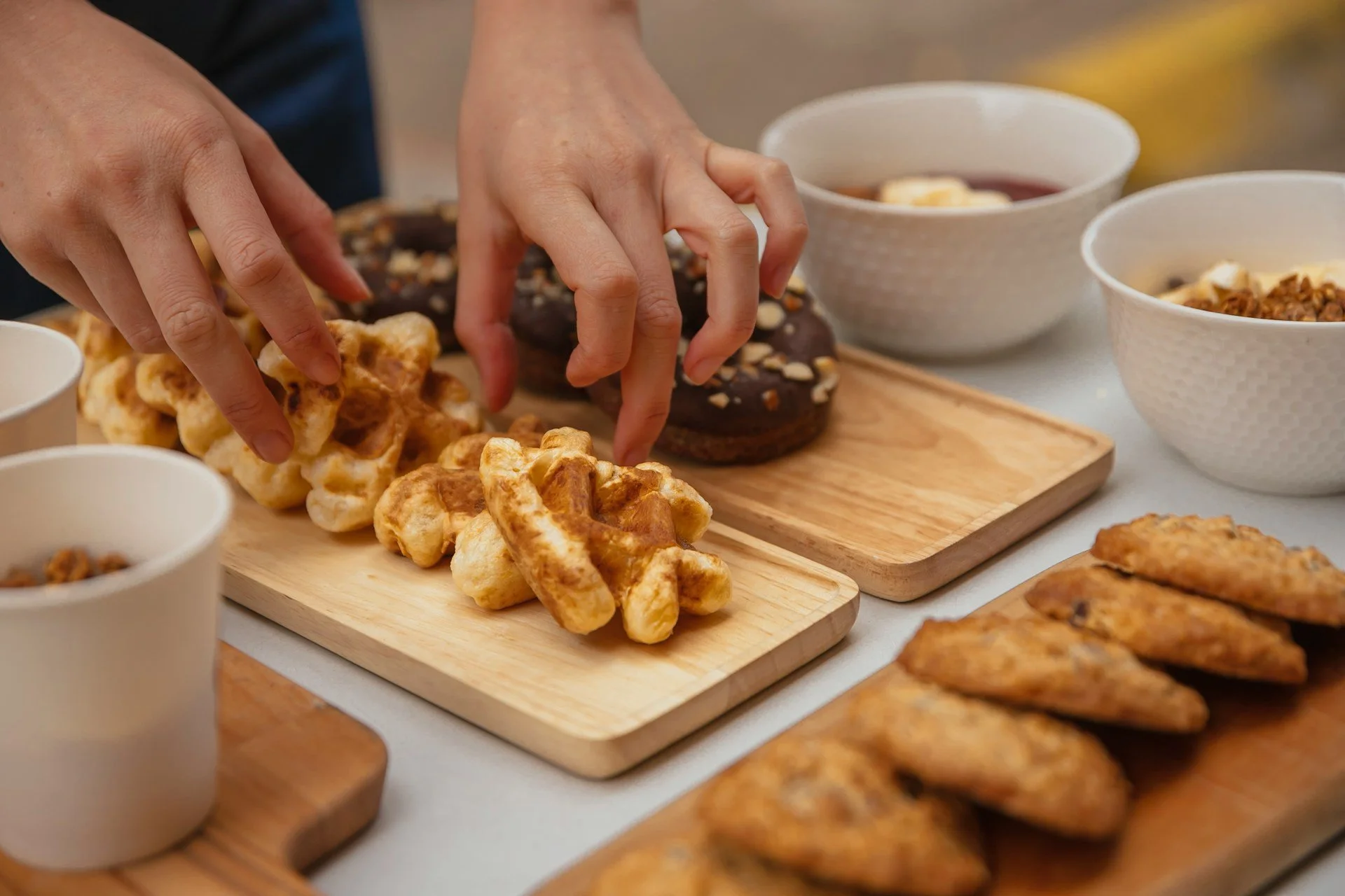 Early-Morning Dallas Corporate Catering Logistics for 7–9 AM Meetings