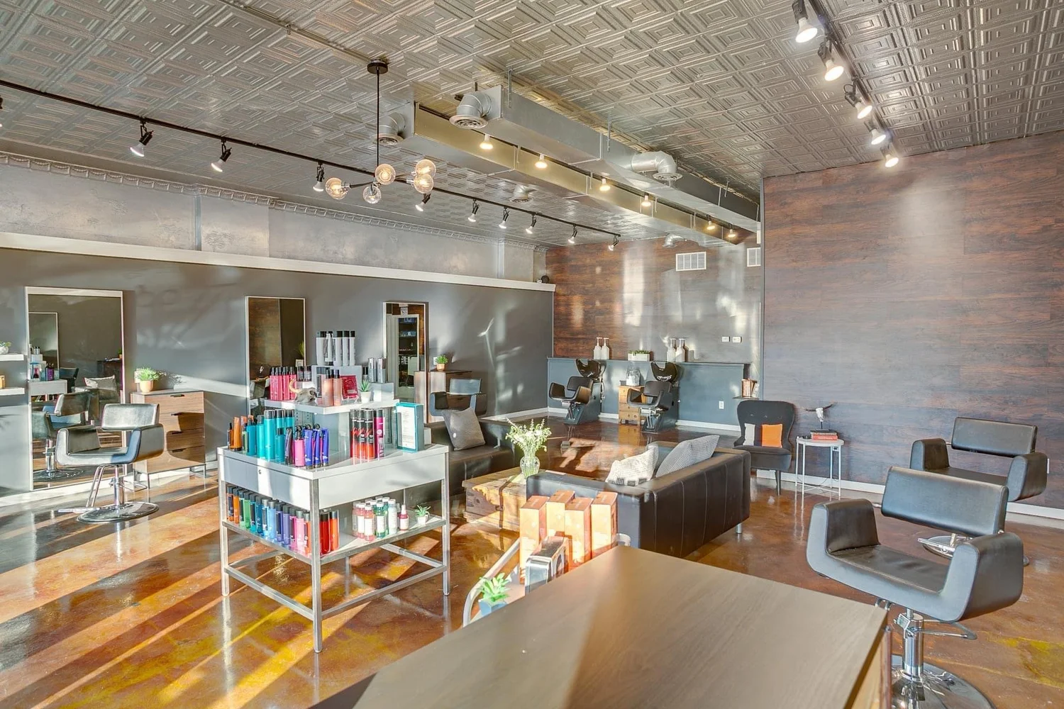 Nicole Martin Salon Best St.louis Hair Salons