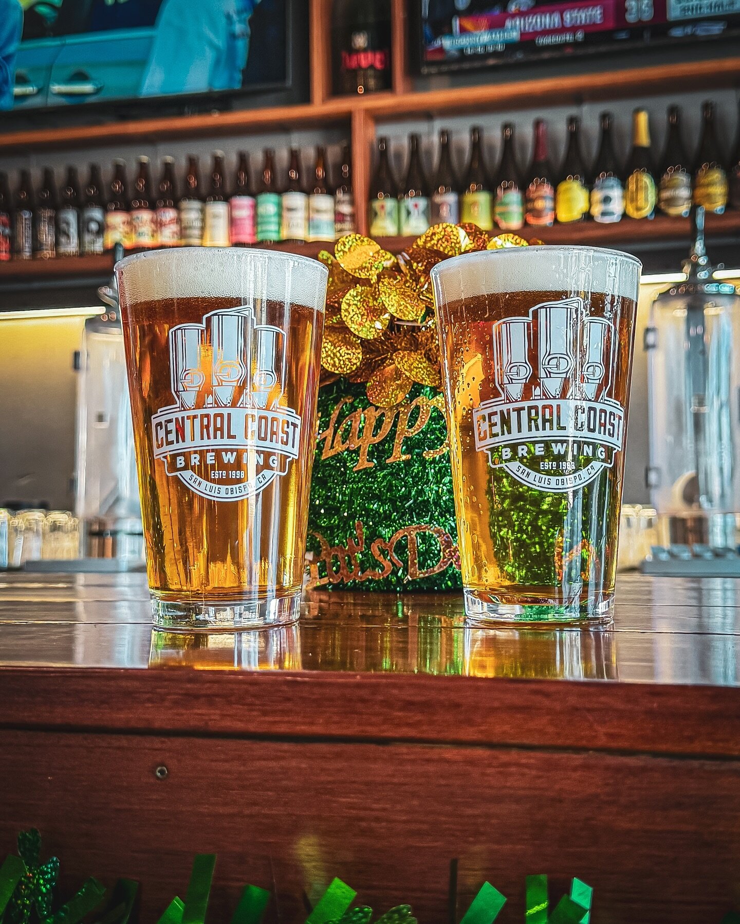 It&rsquo;s a double celebration at The Hub today! Join us as we raise a glass to both St. Paddy&rsquo;s Day and our 26th anniversary until 8pm tonight.