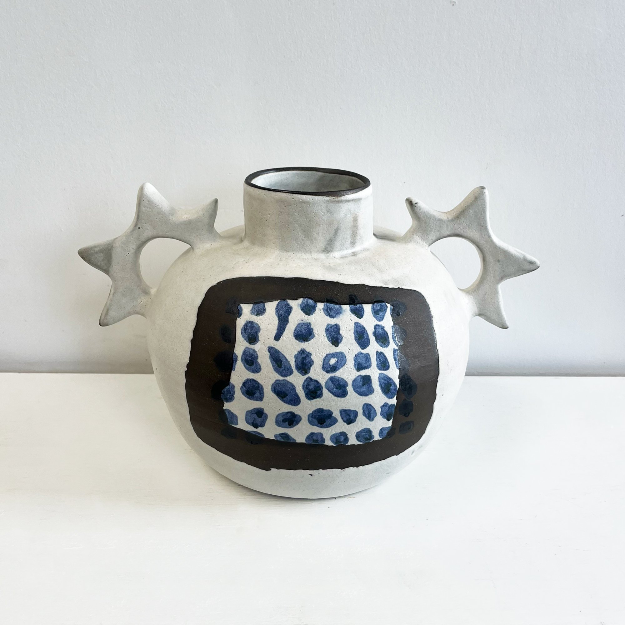 portal vase.jpg