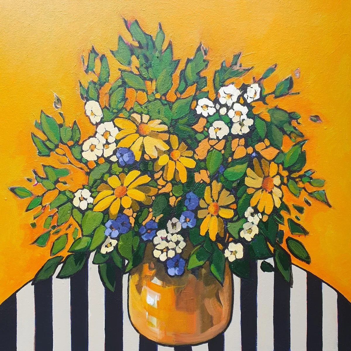 Helen Edwards Happiness for Helen is the complete freedom with which she makes her Art. Every time she enters the studio she feels a sense of a new adventure. She takes a wholly intuitive approach and has a huge variety of mediums and subje