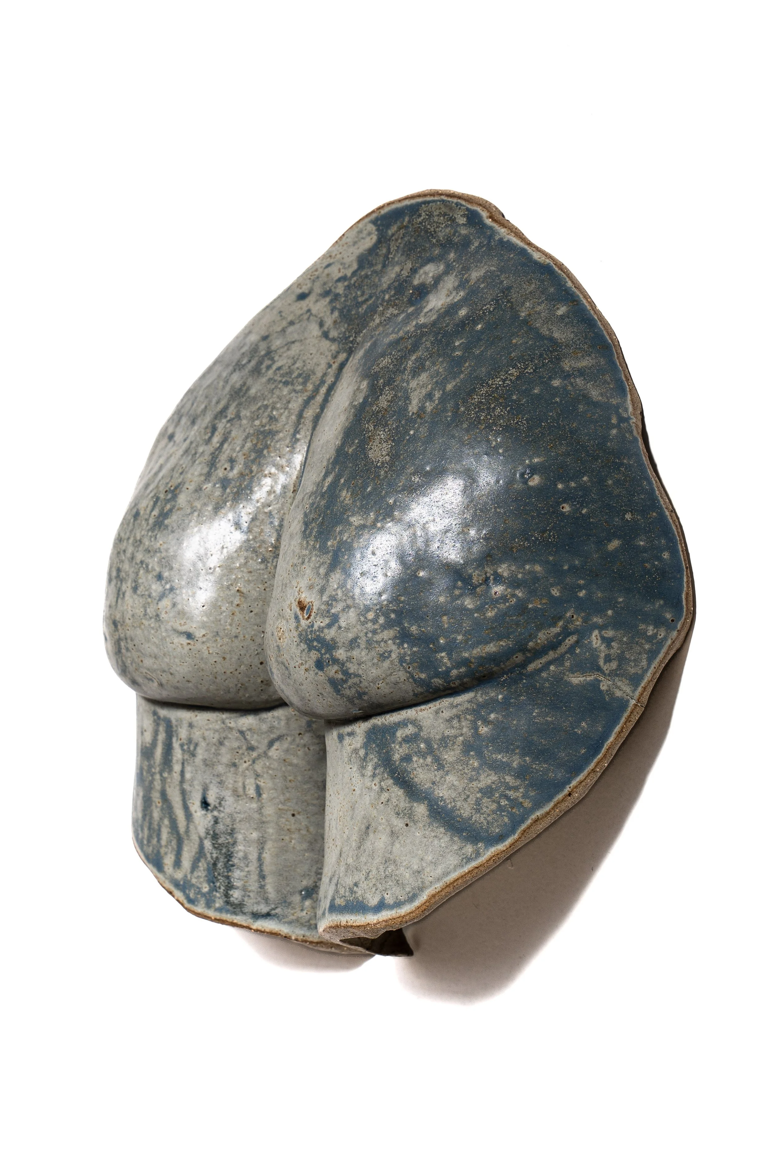 RedGallery_TaraSao_Echo_2026_Stoneware_glaze_30x29x11cm_AU$650_side.jpg