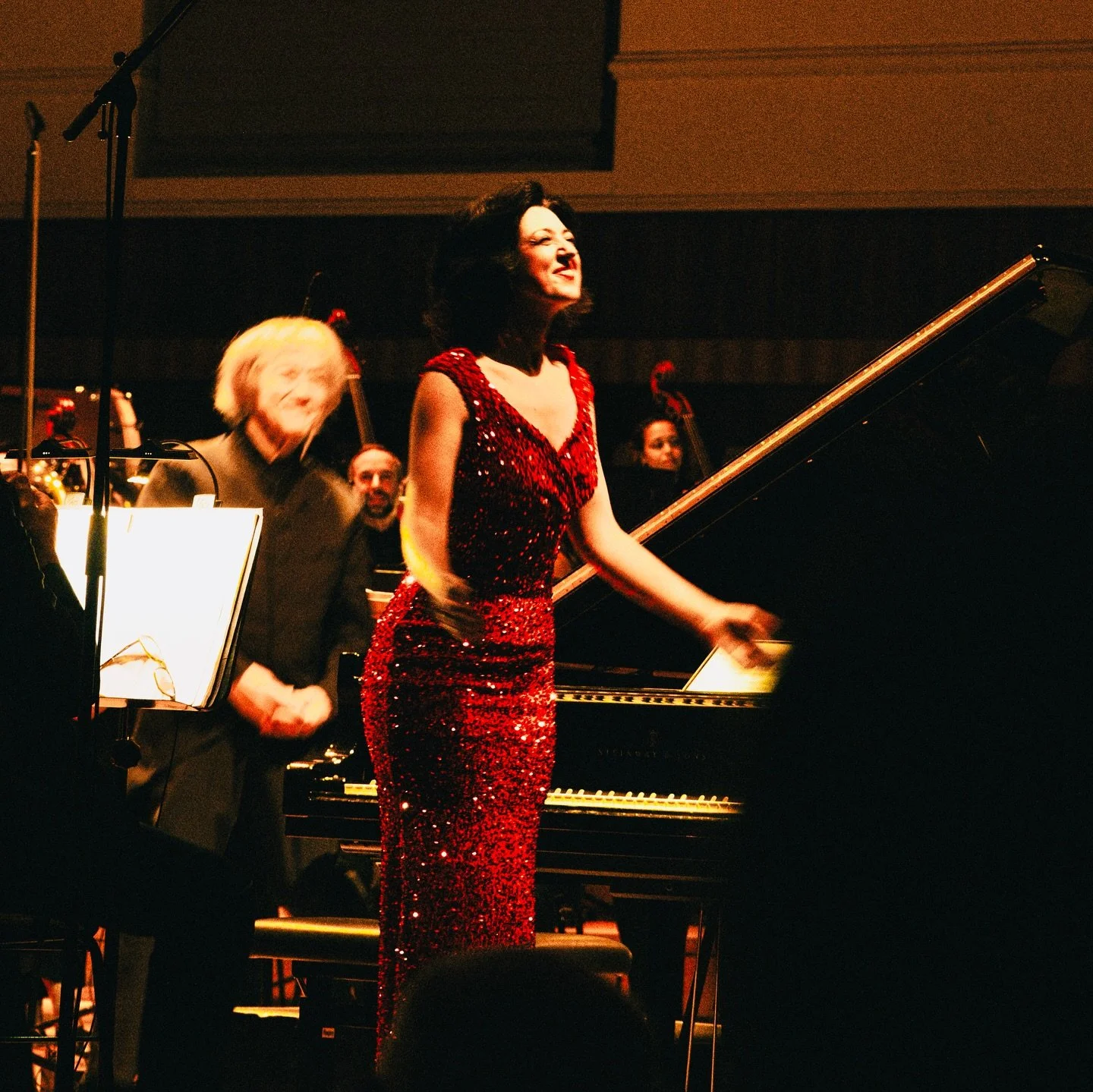 We made history in Brussels! 🇧🇪
For the season opening of the @brusselsphilharmonic with @kazushionomusic I joined them for Nadia Boulanger&rsquo;s Fantaisie vari&eacute;e &mdash; a brilliant work that has never been heard in Brussels before, and o