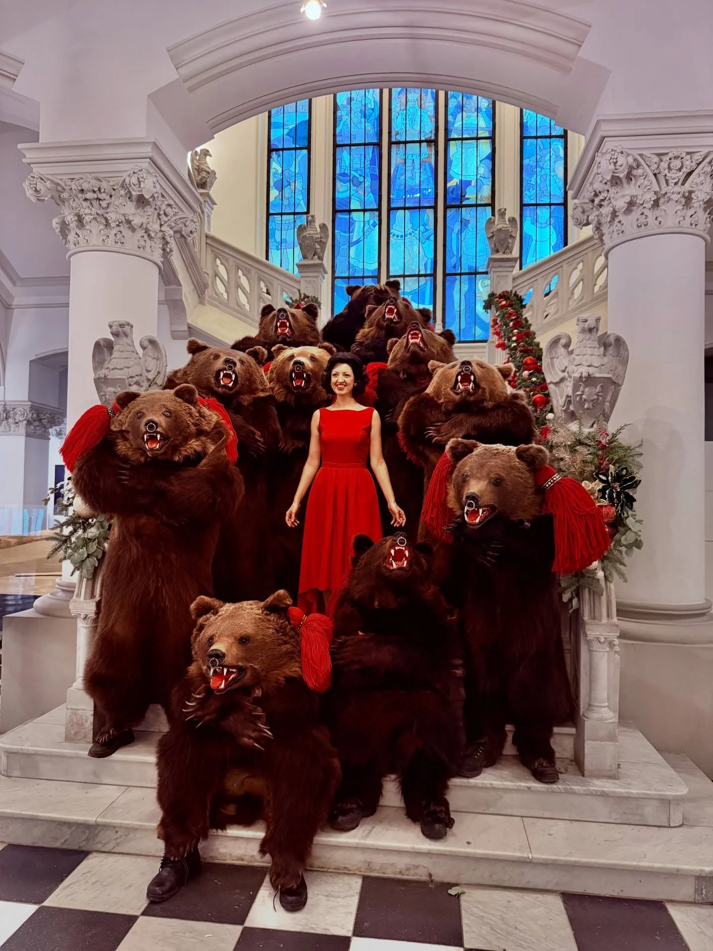 Vă pregătim o surpriză frumoasă 🐻✨🎹 Tradiții, rădăcini și o poveste ce trăiește &icirc;n fiecare dintre noi 🎄 Mulțumiri #UrsiidelaLeordaComanesti @palatulculturii_iasi @palasiasi