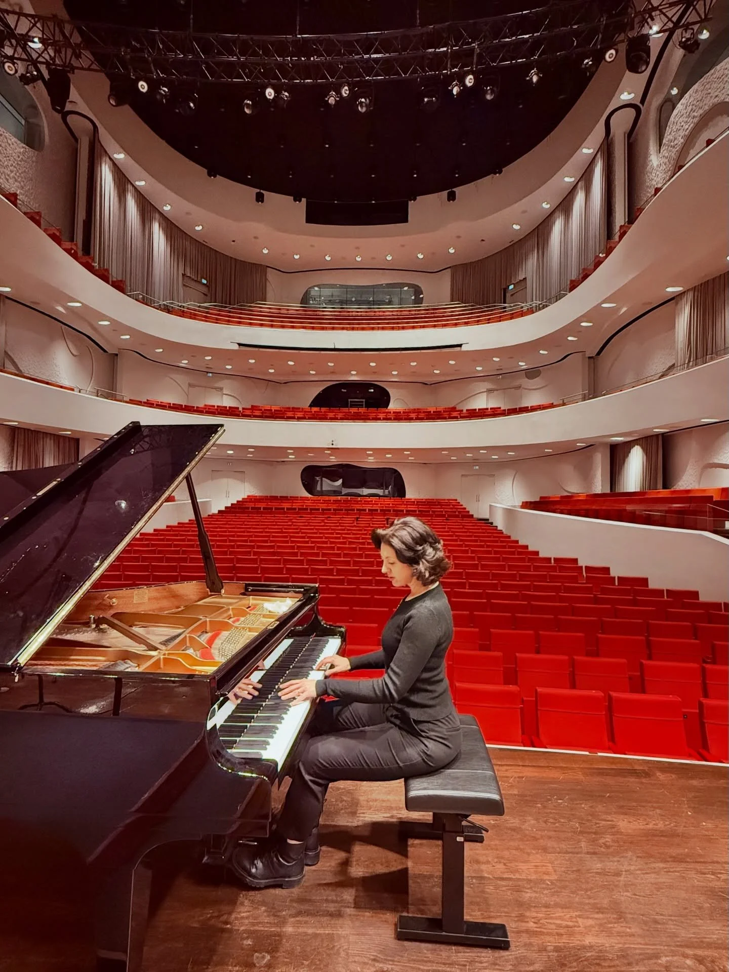 The first time I played in this beautiful hall was in 2019, on my very first world tour with The Nutcracker and I. We came from China the day before the shows and flew straight on to Australia the next day. I honestly don&rsquo;t think I&rsquo;ve eve