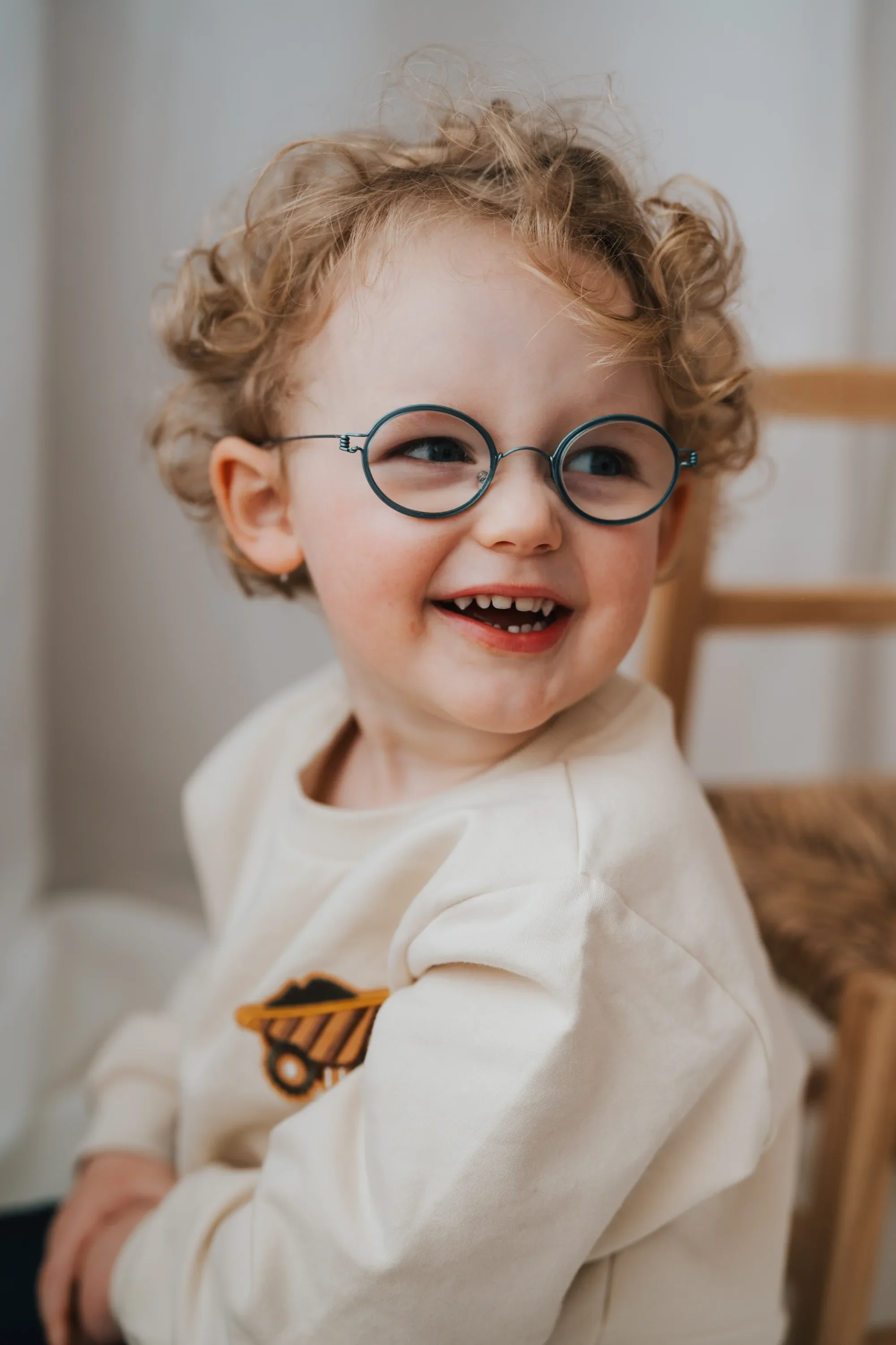 1-årsfoto I home studio, naturlig, tidløs og enkel.