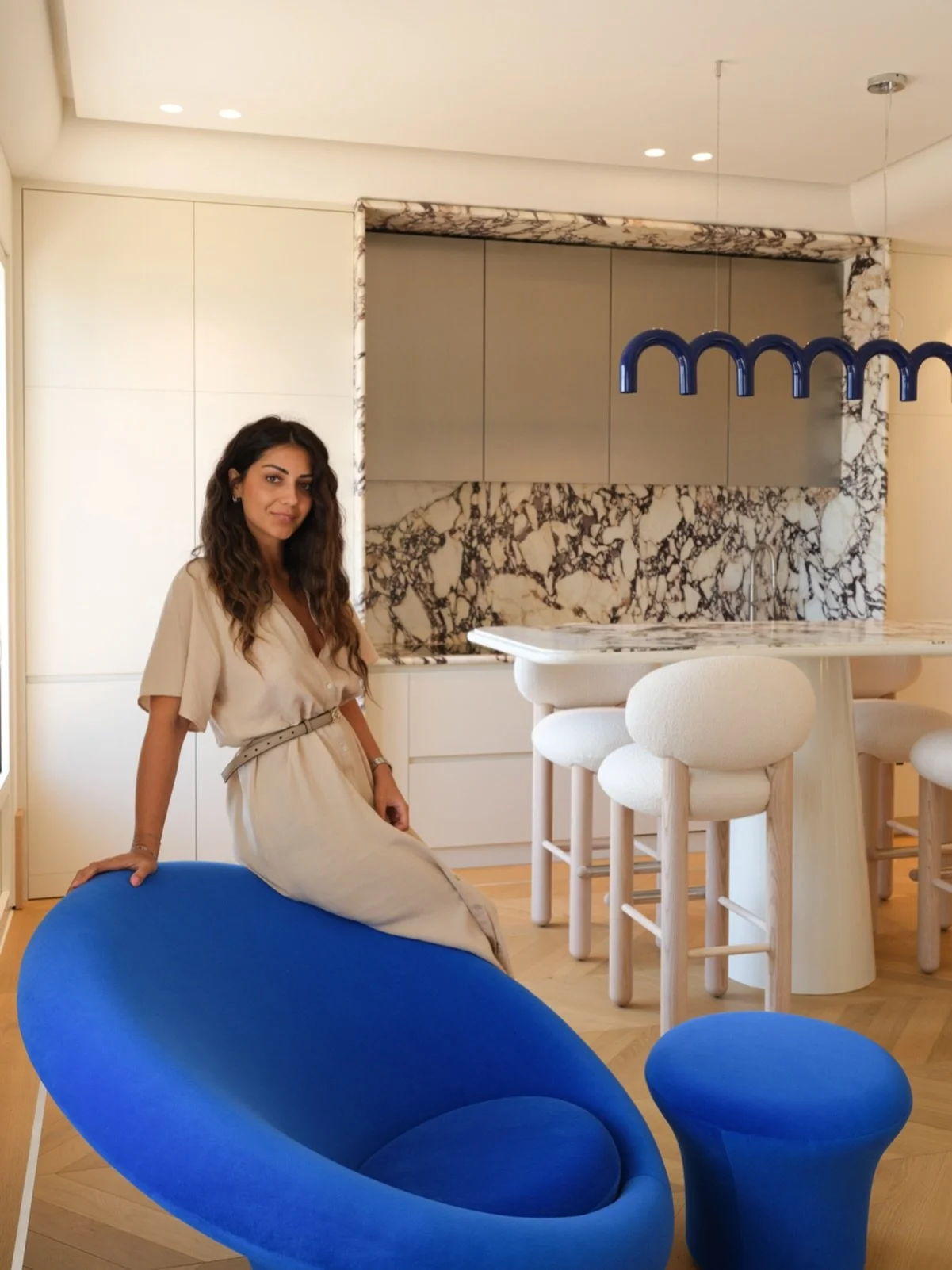 Projet Eden &mdash; Monaco

Chaque projet est une histoire de confiance, de dialogue et de recherche constante du juste &eacute;quilibre entre esth&eacute;tique, fonctionnalit&eacute; et &eacute;motion. Ici, les tonalit&eacute;s min&eacute;rales, les
