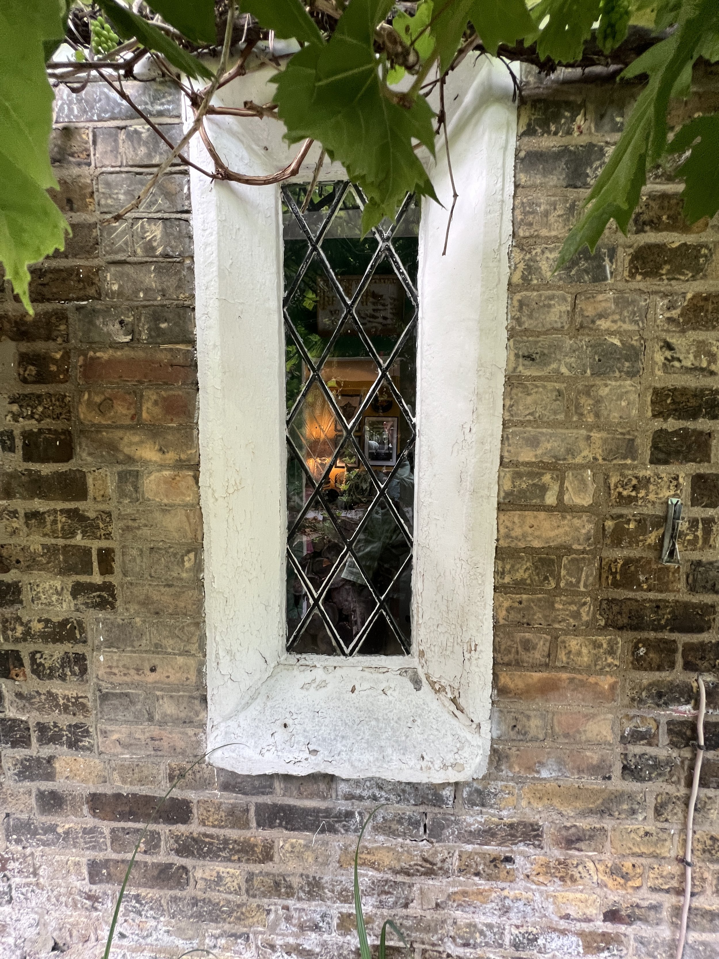 barc_St Gothard Lodge_EXT_Burgess Architects_Side Window.JPG