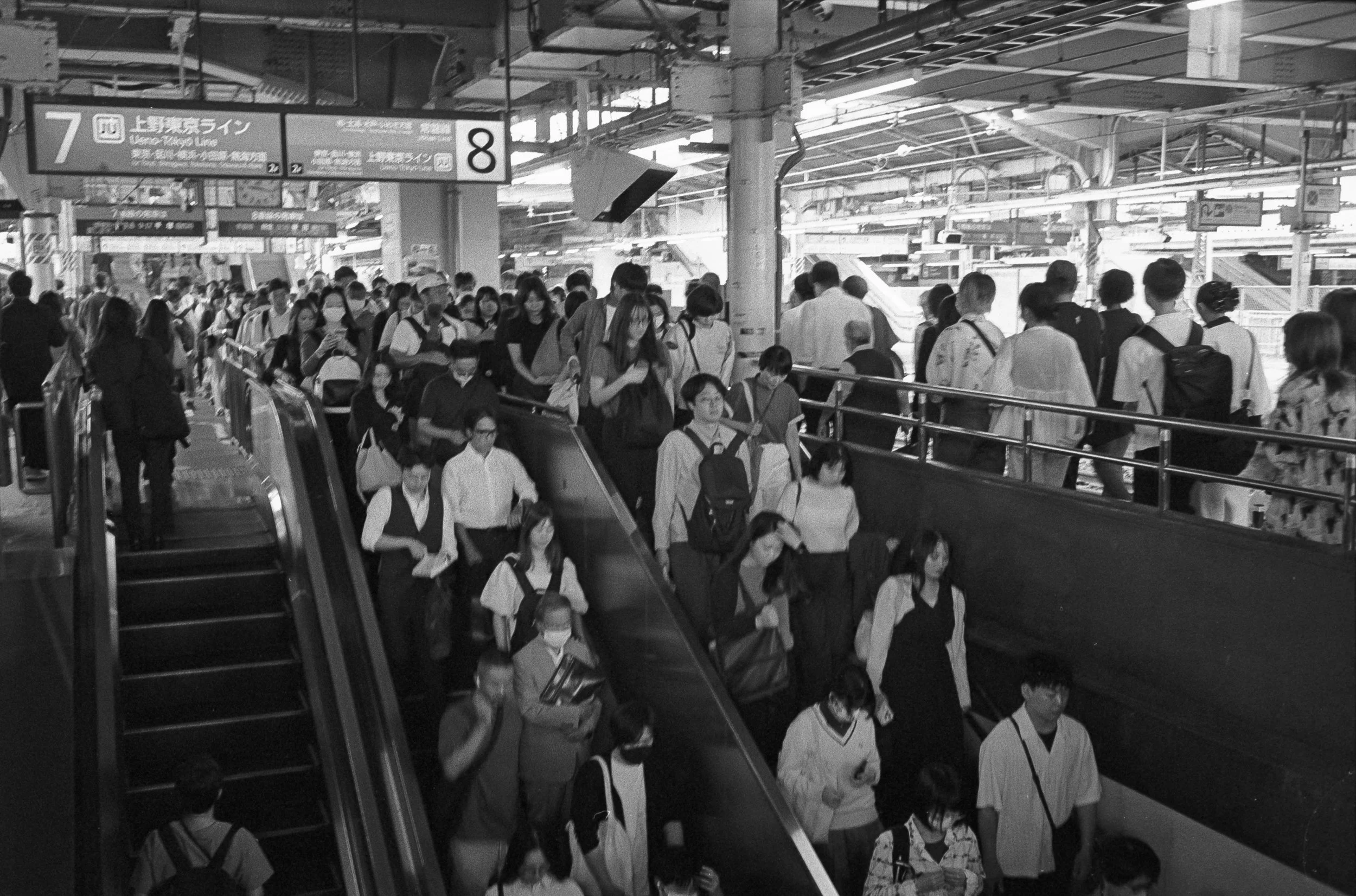 AU_hi_Leica M6_26_317.jpg