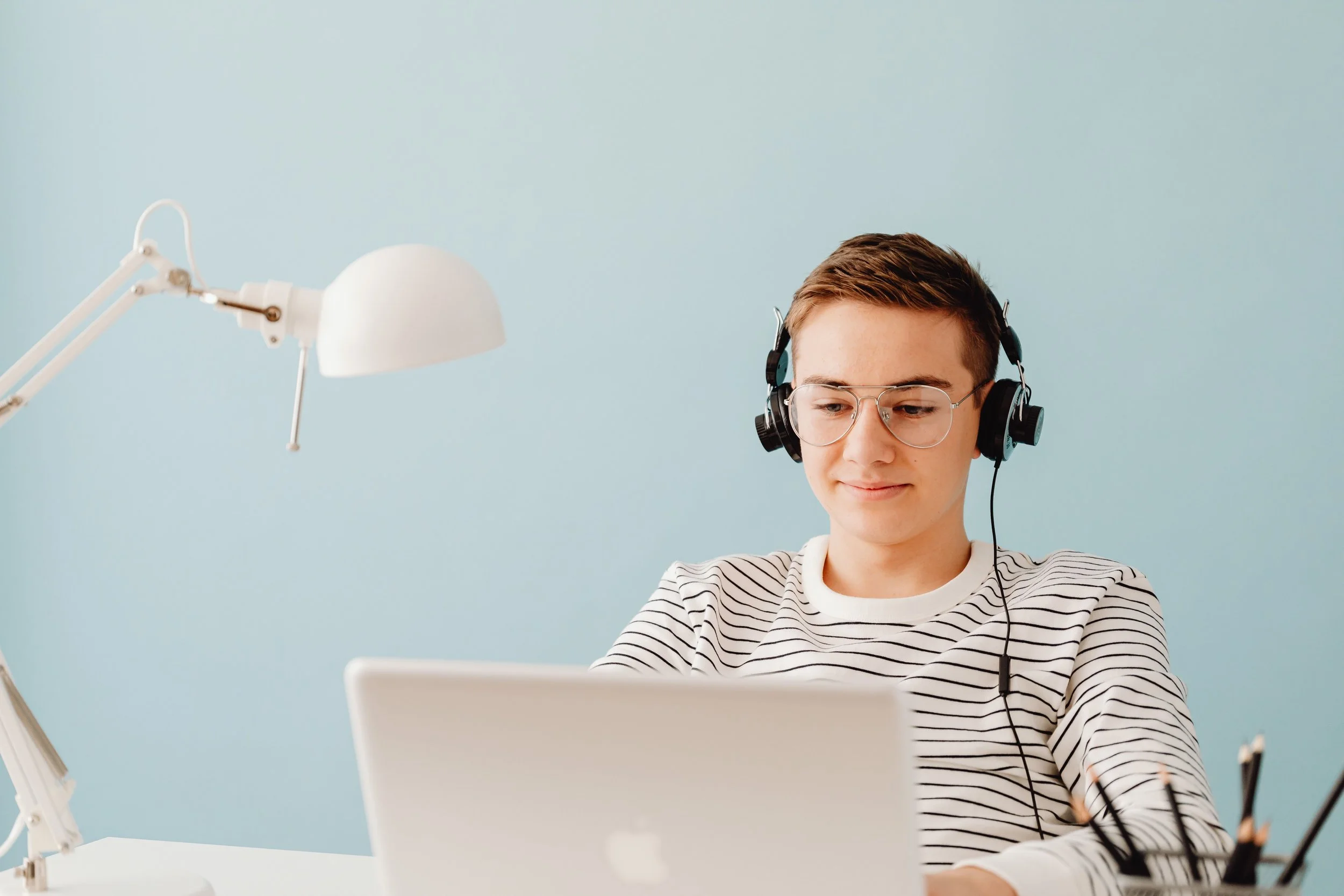 What Are Digital Skills? Essential Skills To Build a More Flexible Future