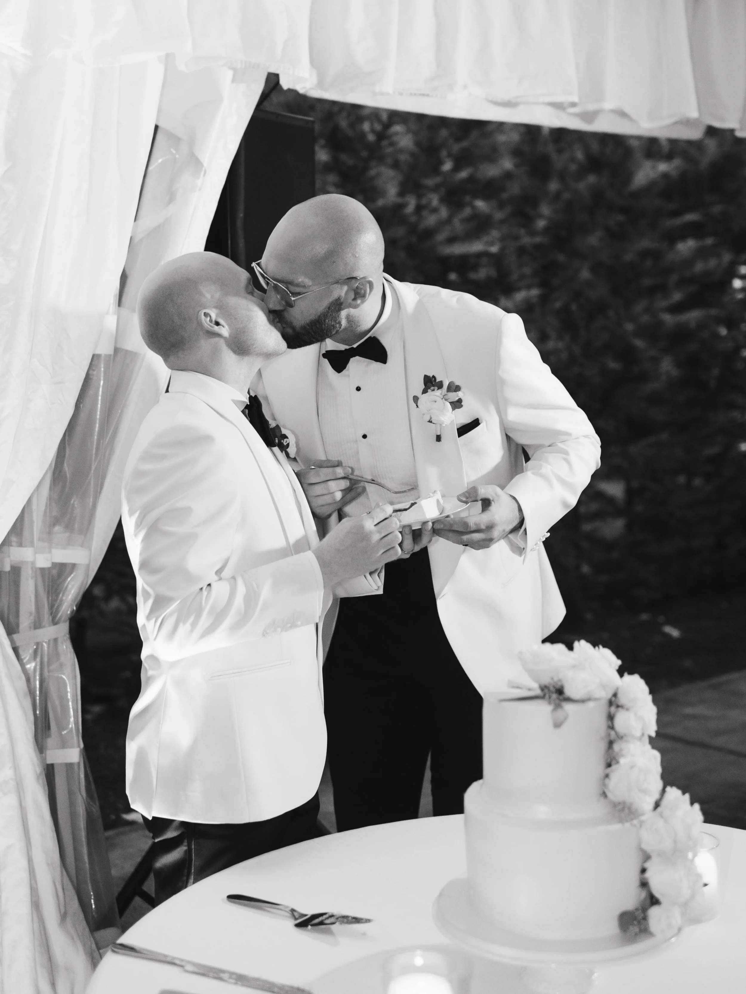 Cheers to loving intentionally! 
#MarriedAtTheGardens

Photographers: @jahnilynnphoto
Venue: @rockcreekgardens
Coordinator: @rockcreekgardens
Catering: @ravishingradishcatering
Videographers: @shutterandsound
Florals: @dreyerhouseflorals
DJ: @grooveo