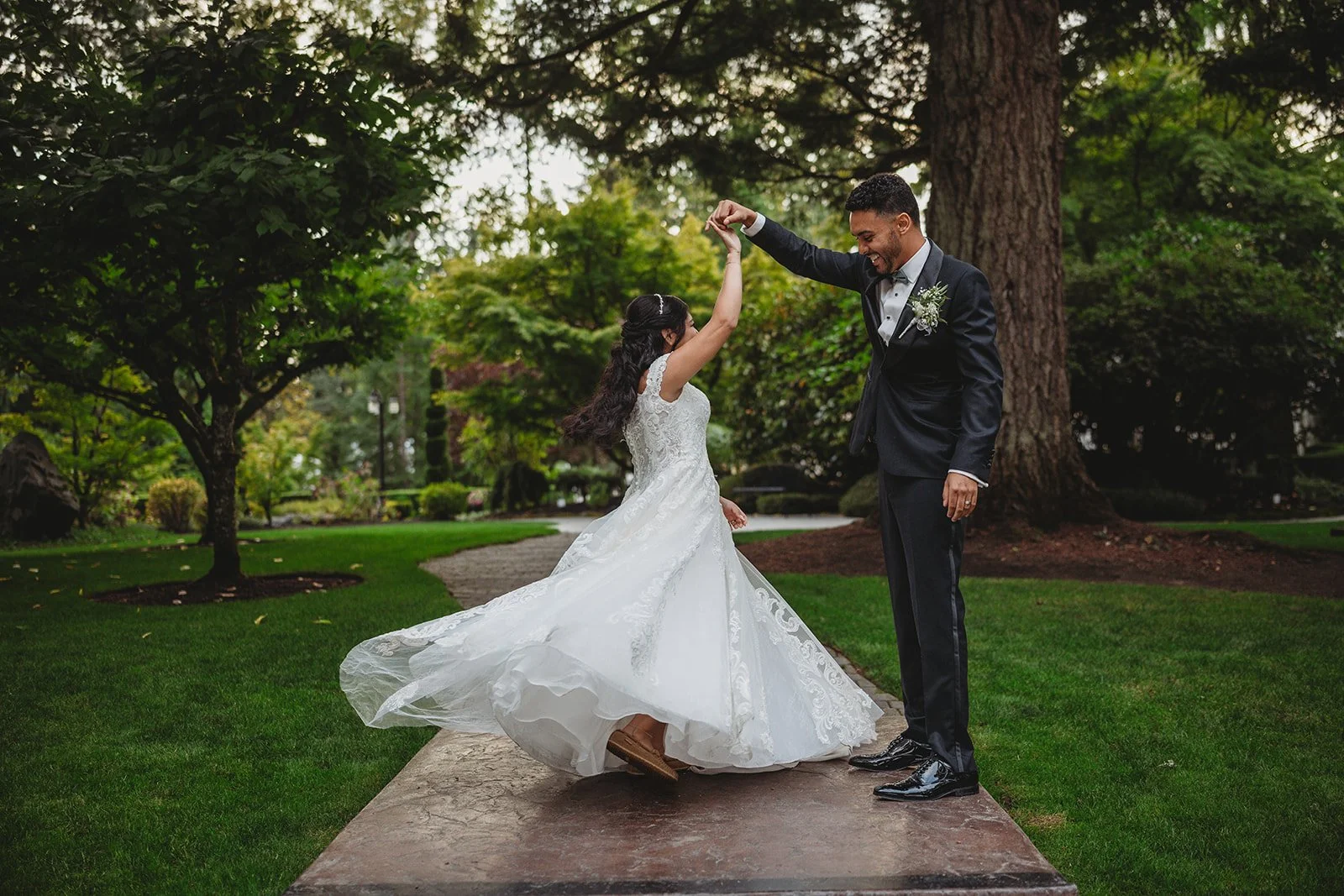 couple dancing on their wedding day at rock creek gardens