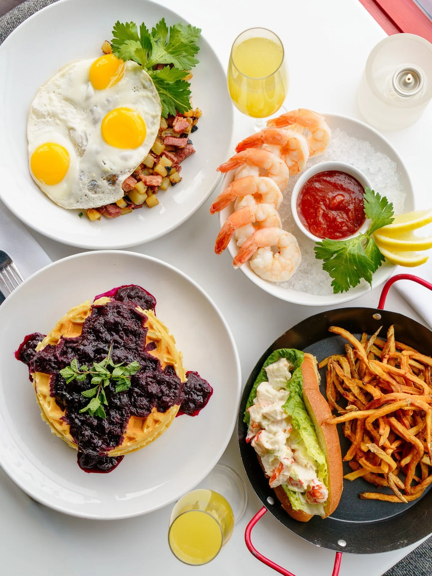 Hop to it! 🐰 Easter Brunch reservations are almost gone&mdash;join us this Sunday at one of our seven participating restaurants for a special brunch🥞

@jumpinjays @vidacantinanh @streetfood360 @streetexeter @streetconcord @orenellsbbq @orenellsnort