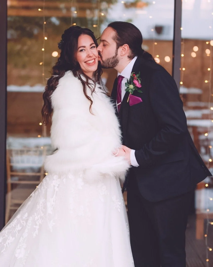 Your wedding isn&rsquo;t a photoshoot.
It just deserves to be photographed well.

No stiff poses. No forced laughs. No pressure to perform.
Just real people, real moments and a story you&rsquo;ll actually recognise.

If you&rsquo;re getting married a