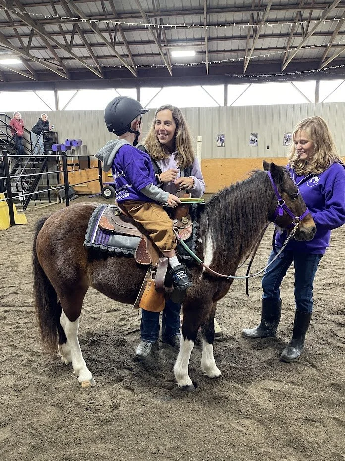 kid horseback riding therapeutic sugar run stables memories in the makin