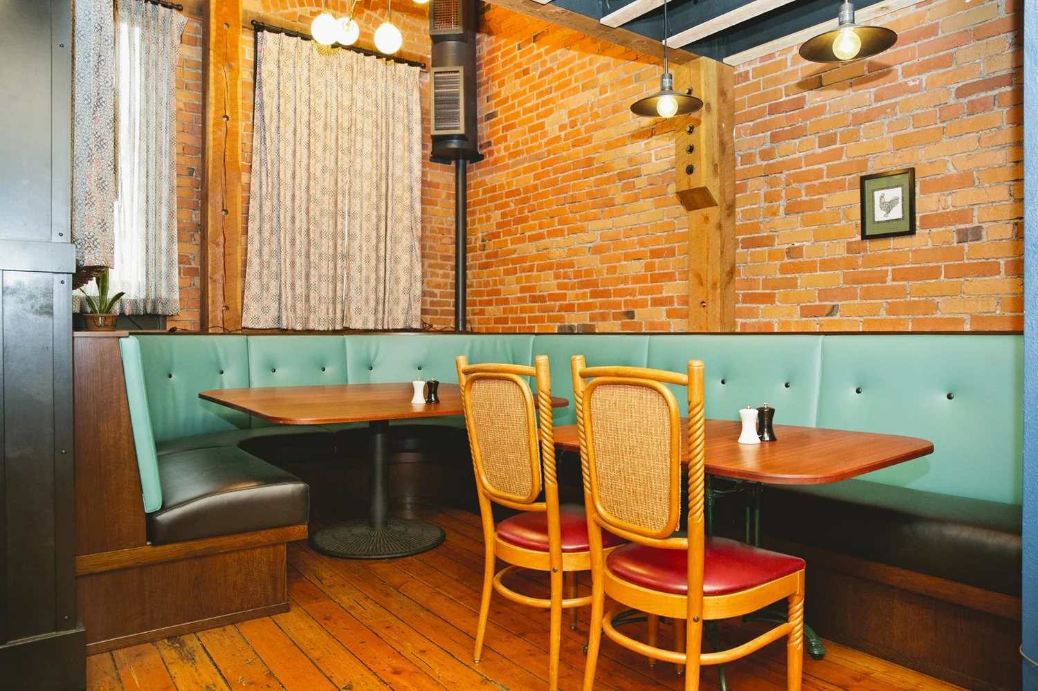 Private Events & Large Parties — Brasserie Porte Rouge