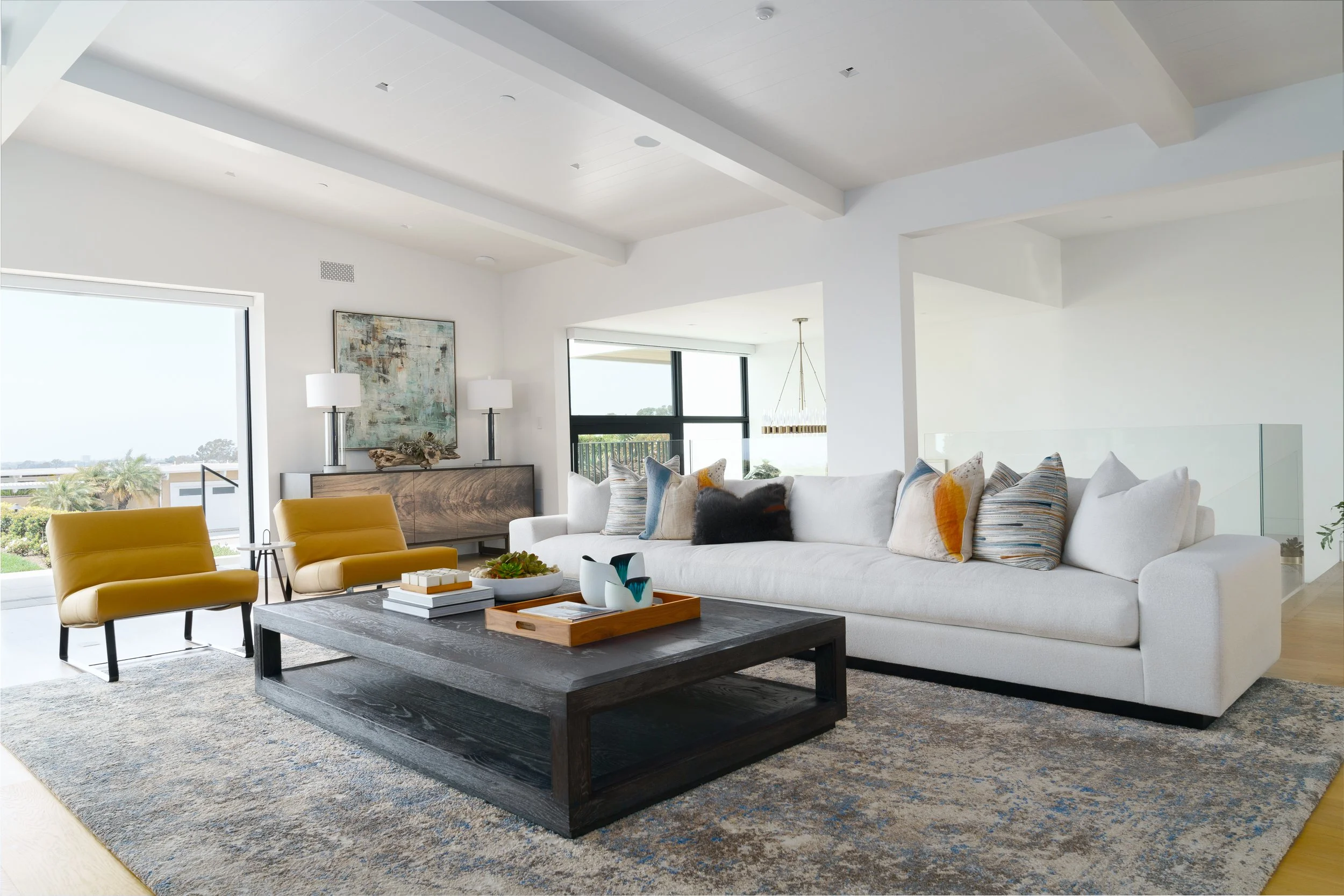What a Full-Service Interior Designer Actually Does (and Why It’s Worth It)
