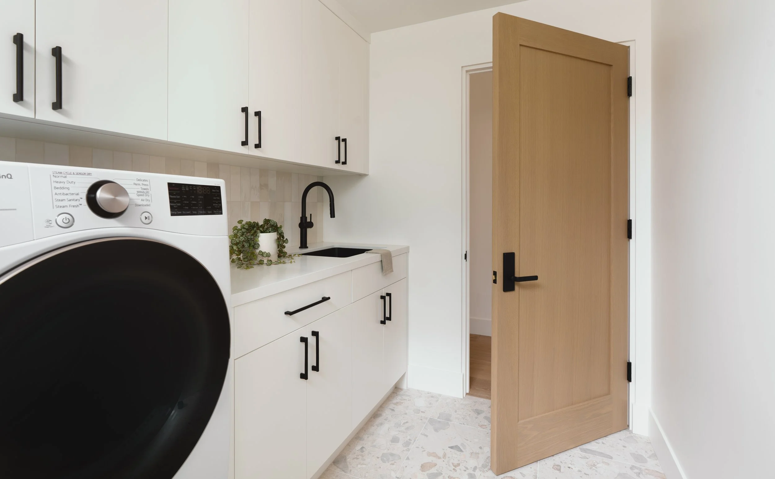 Jonathons Coastal Living interior design custom laundry room remodel in a simplistic traditional style in Dana Point, Orange County, CA