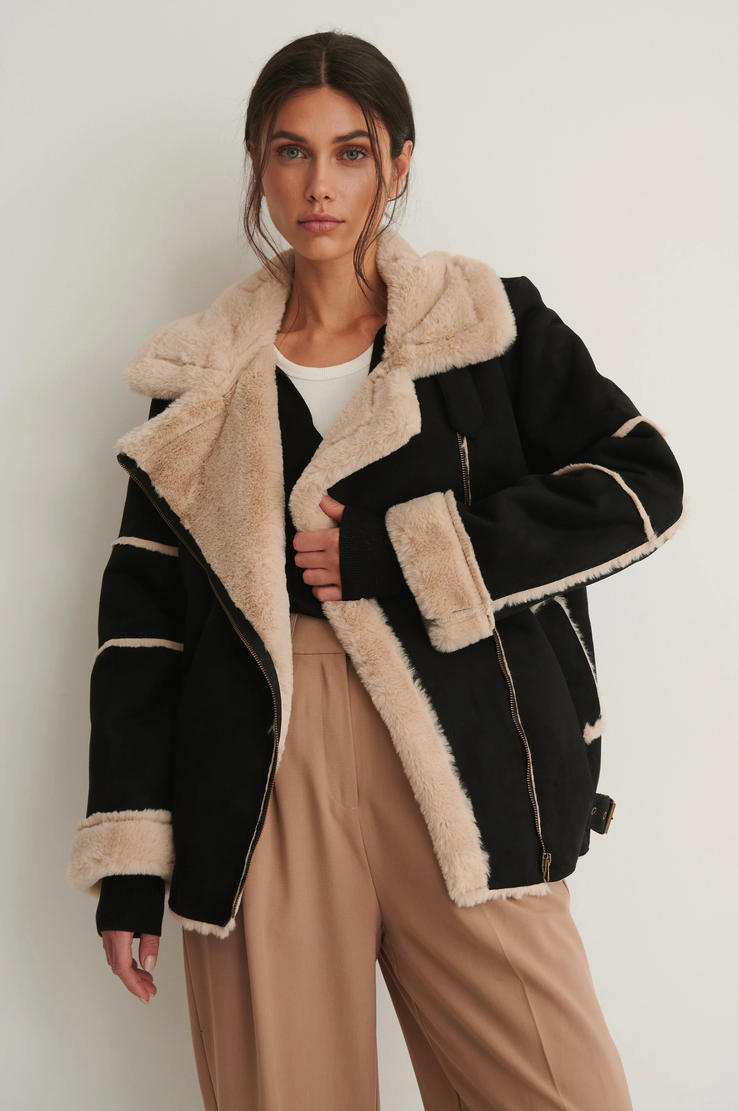 nakd_faux_fur_detail_aviator_jacket_1018-006658-0002_65486.JPG