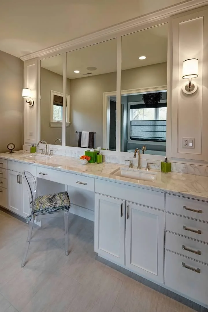 Fields M Bath.jpg