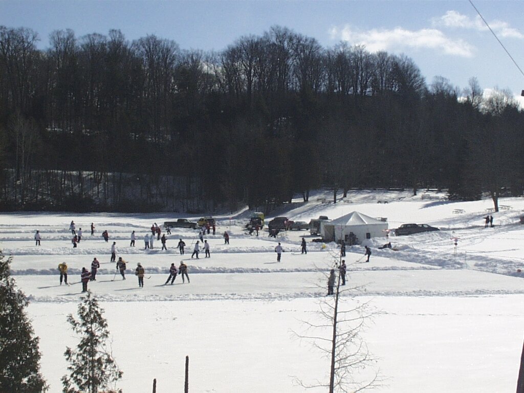 PondHockey20.JPG