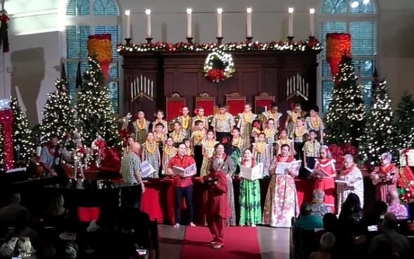 Hawaii Youth Opera Chorus Performance at Kawaiahao Church Tree-Lighting Ceremony
