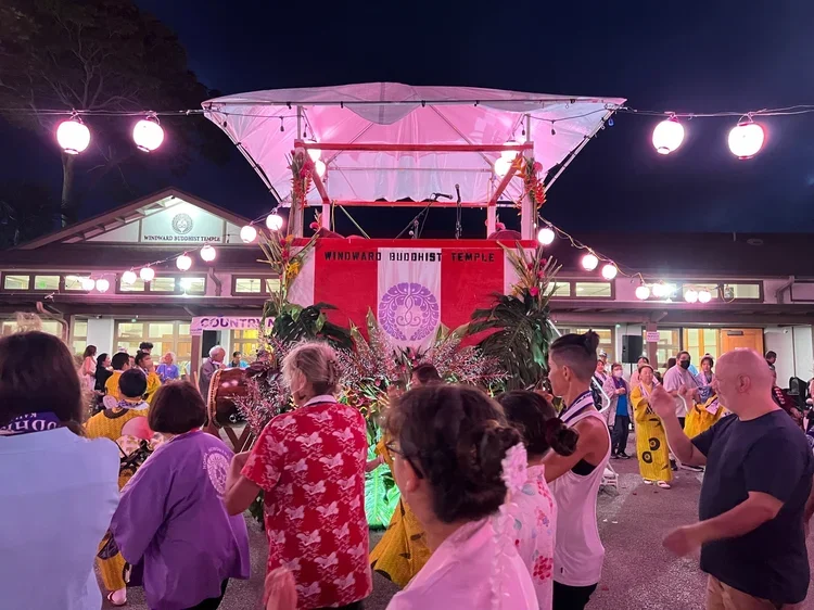 Bon Dance at Windward Buddhist Temple