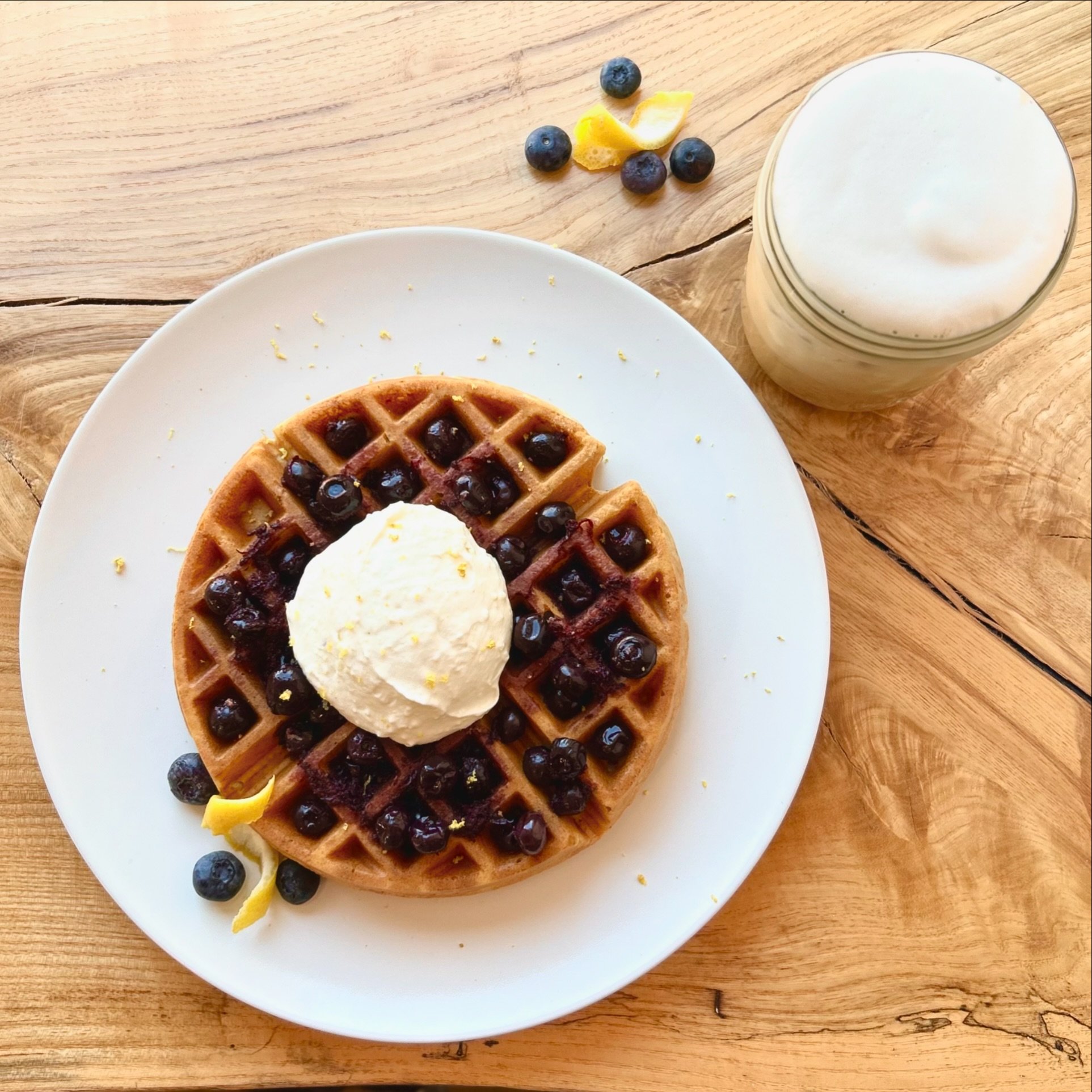 Blueberry Lemon Waffle 🫐 🍋

Signature GF Waffle topped w/ Blueberry Lemon Compote, Whipped Lemon Ricotta, Local Maple Syrup, &amp; Organic Lemon Zest! 

#cannoncoffee #waffle #glutenfree