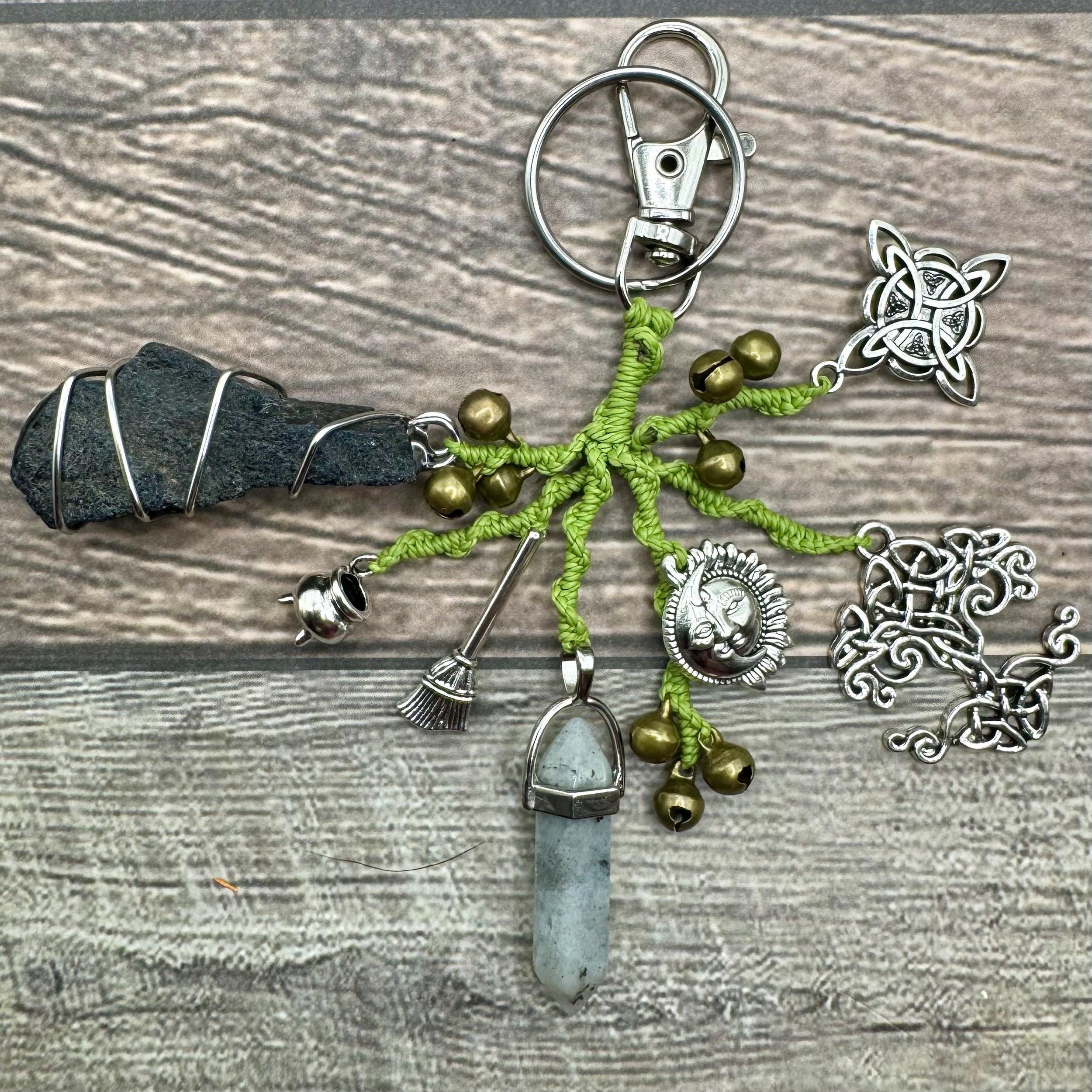 https://i.etsystatic.com/22708917/r/il/560308/6444205620/il_fullxfull.6444205620_6a73.jpg