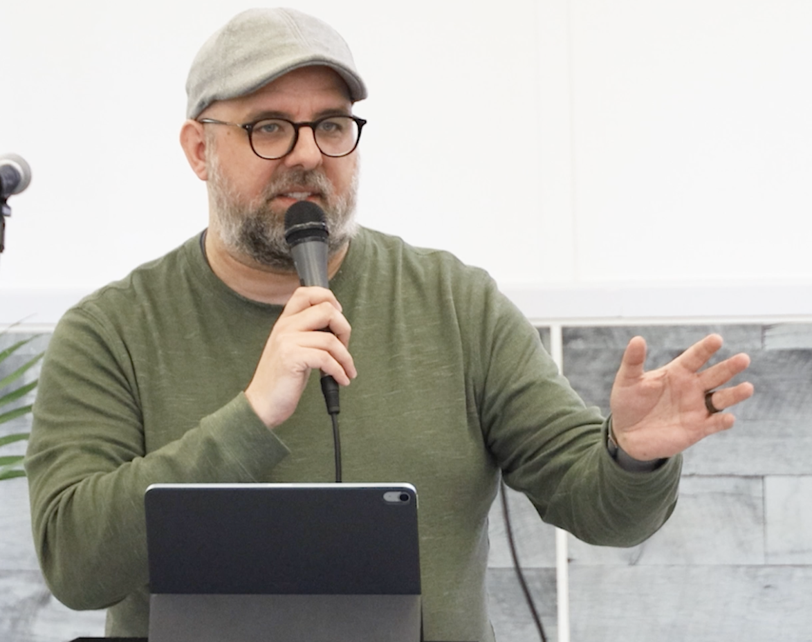 The Gardener Arrives, Palm Sunday