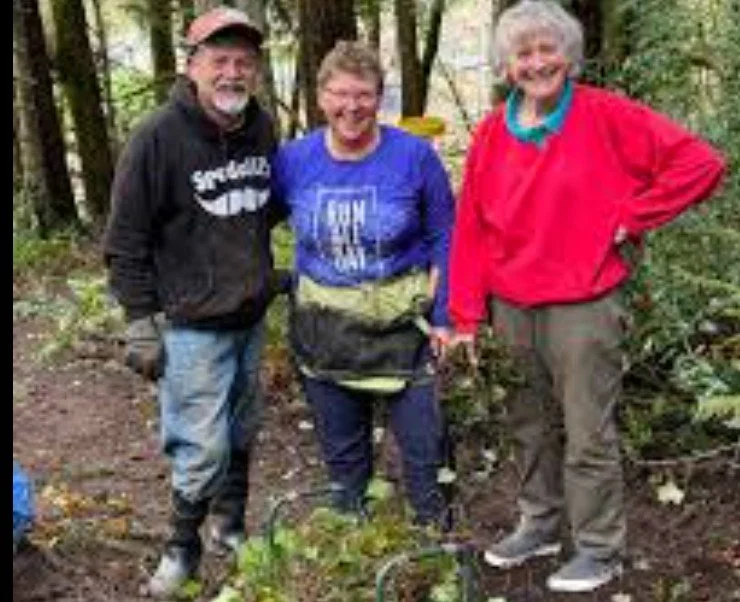 Ivy Pull at Abrams Park Volunteer Event