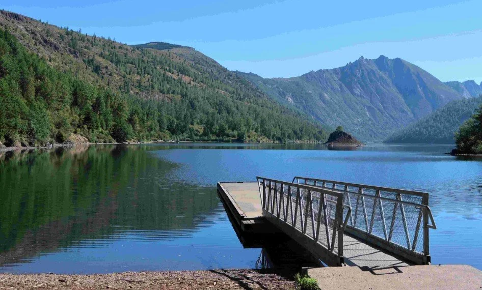 Gifford-Pinchot National Trails Day: Coldwater Lake Trail Work Party