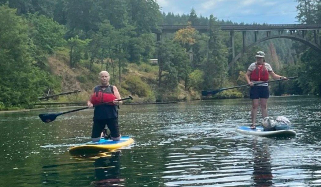 ROAD TRIP: Community Paddleboard Estacada Lake w/AWOL