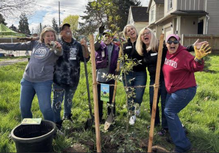 Southeast Vancouver neighborhood tree planting w/ FOT