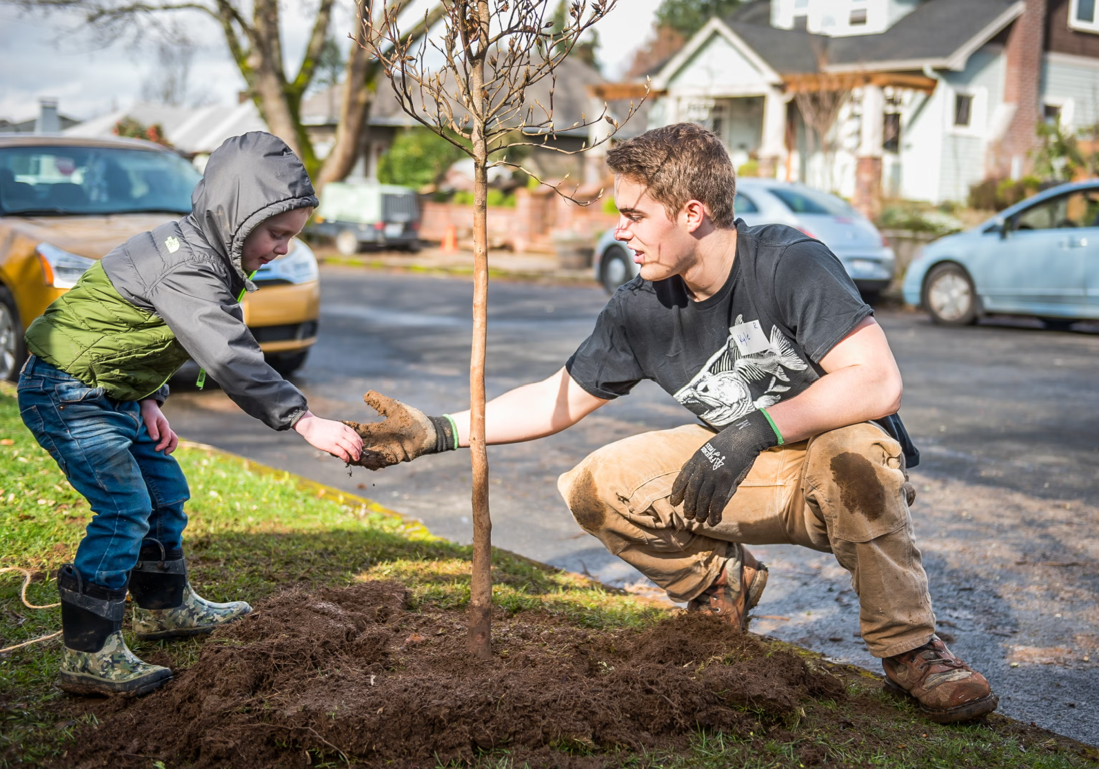 Koles Landing Tree Planting with Urban Forestry Team