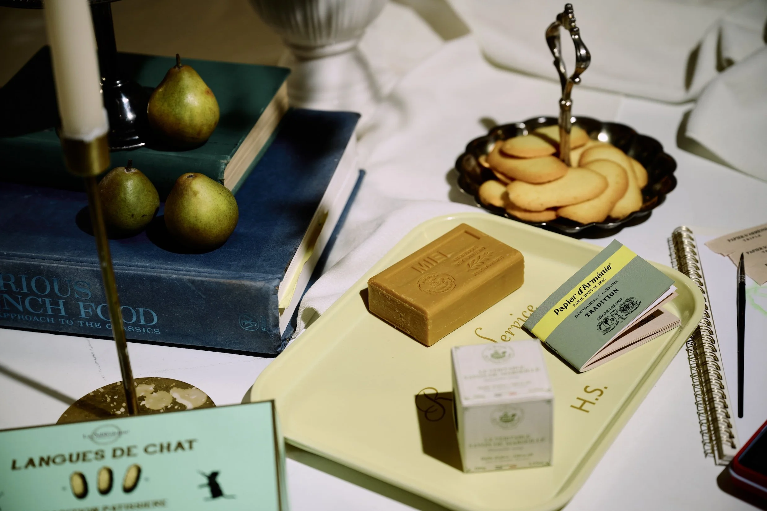 Holiday gift box_ISA3060.jpg