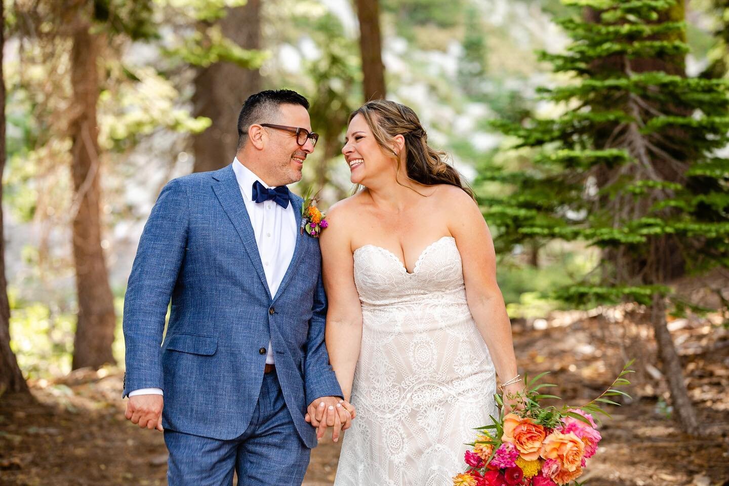 A couple sneak peeks from Dee and Jamie&rsquo;s wonderful wedding in the mountains!