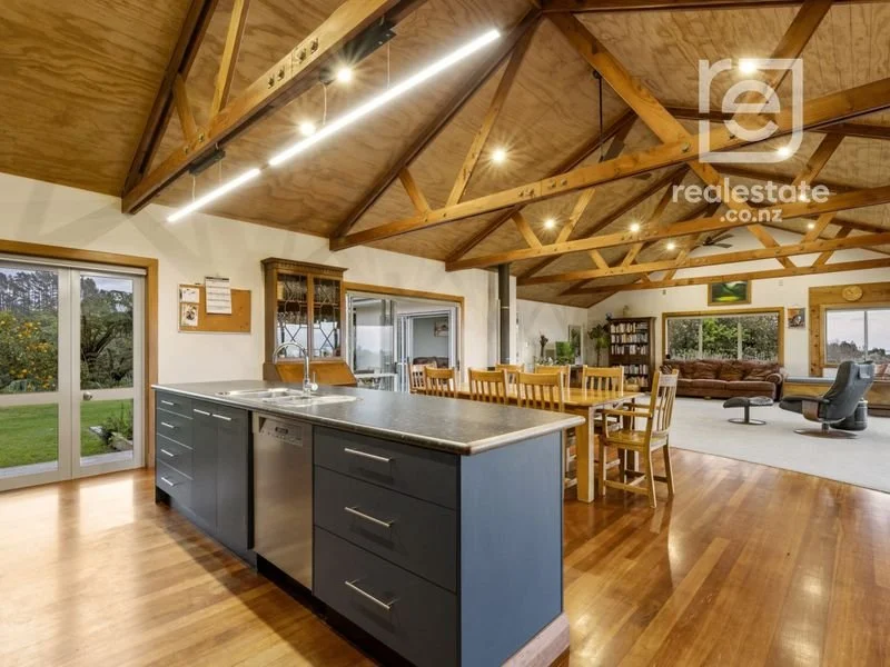 257F Whakamarama 4.jpeg