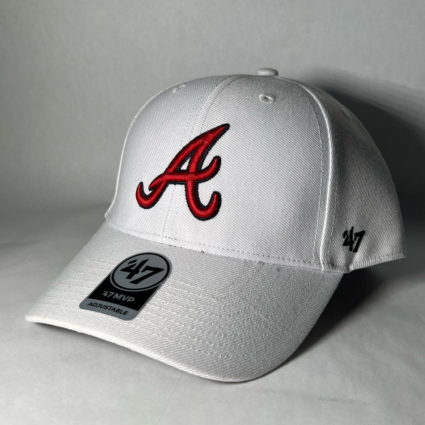 Atlanta Braves MLB &lsquo;47 MVP
Talla: Ajustable 
$450