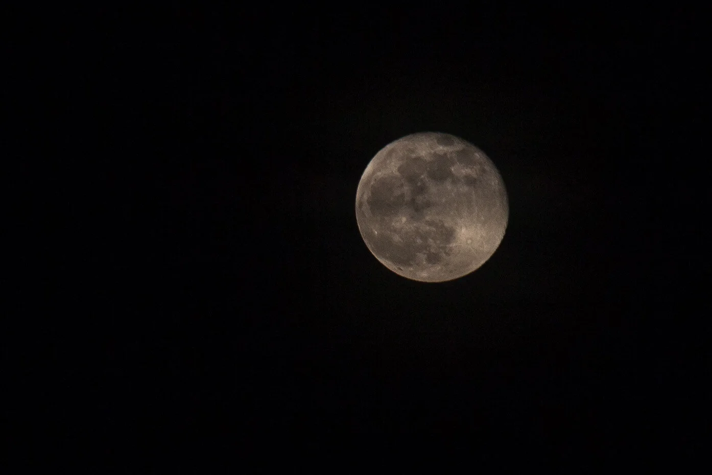 Its a full moon tonight