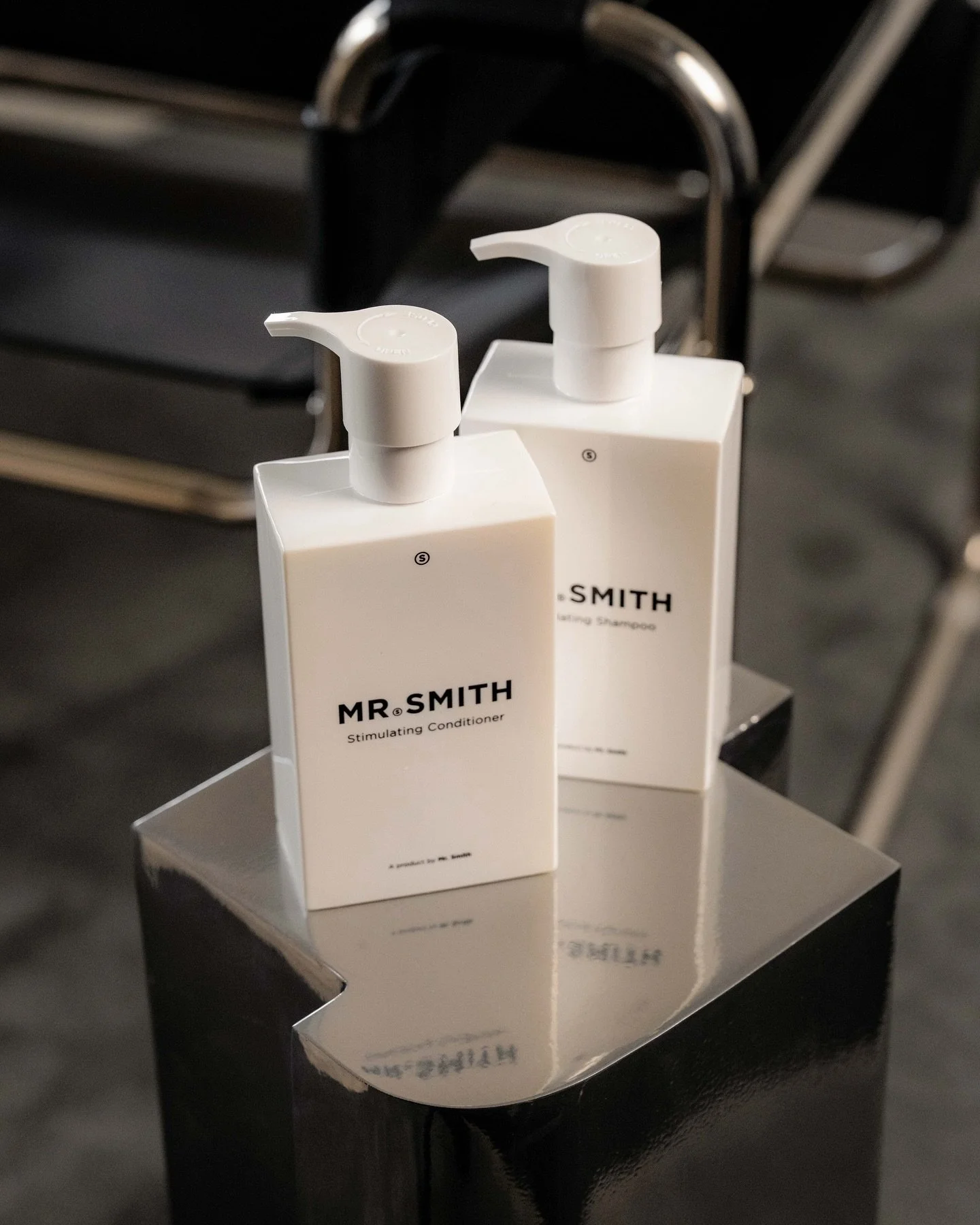 Ready to try a new product? 

Mr. Smith&rsquo;s Stimulating Shampoo awakens tired follicles and promotes healthy growth with peppermint and avocado oil.
Shea butter and green tea extract replenish and strengthen - because beautiful hair starts at the