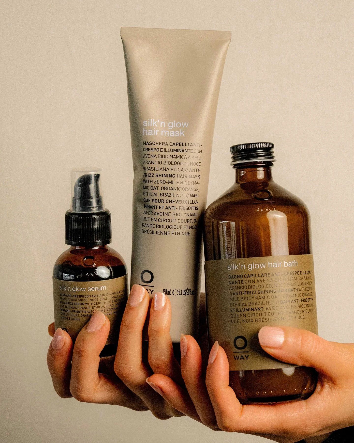 Make OWAY's Silk'n Glow your new best friend as we move into the cooler months.⁠
⁠
After months of sun and heat, hair can often feel drier, frizzier, or more difficult to manage - a sign it may need a little extra nourishment and smoothing at the cut