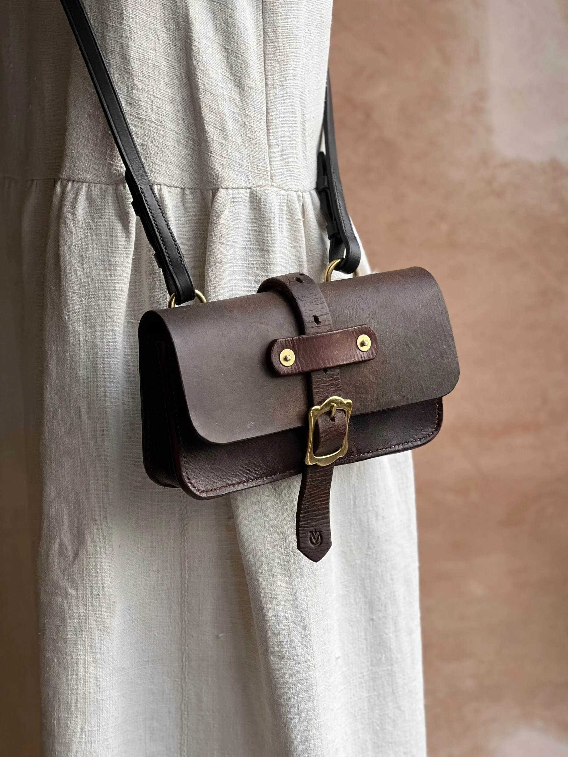 rag of colts handmade repurposed saddle leather hand bag hand stitched saddle stitched leather bag handbag