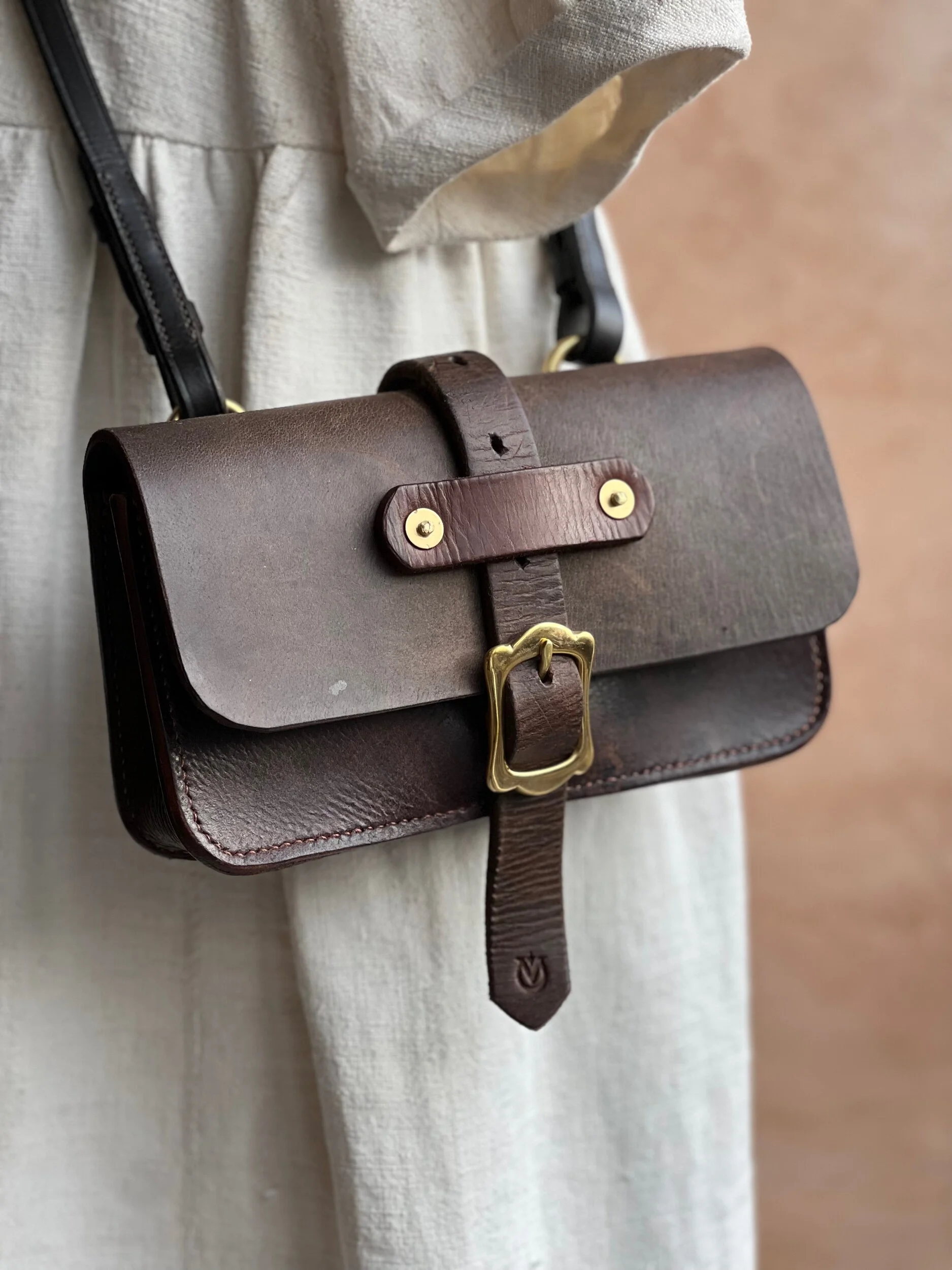 rag of colts handmade repurposed saddle leather hand bag hand stitched saddle stitched leather bag handbag