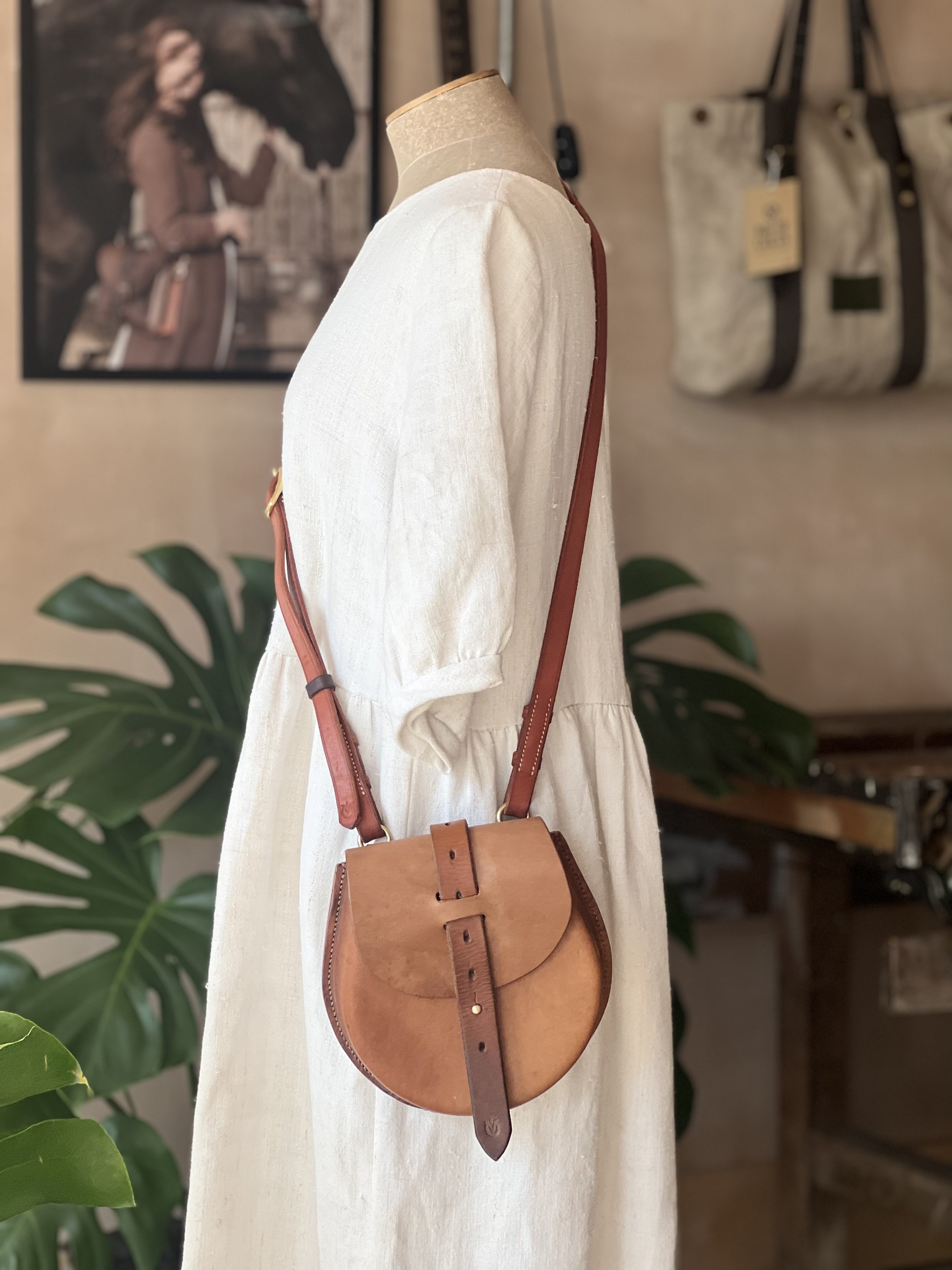 handmade repurposed saddle leather Rowan bag by rag of colts