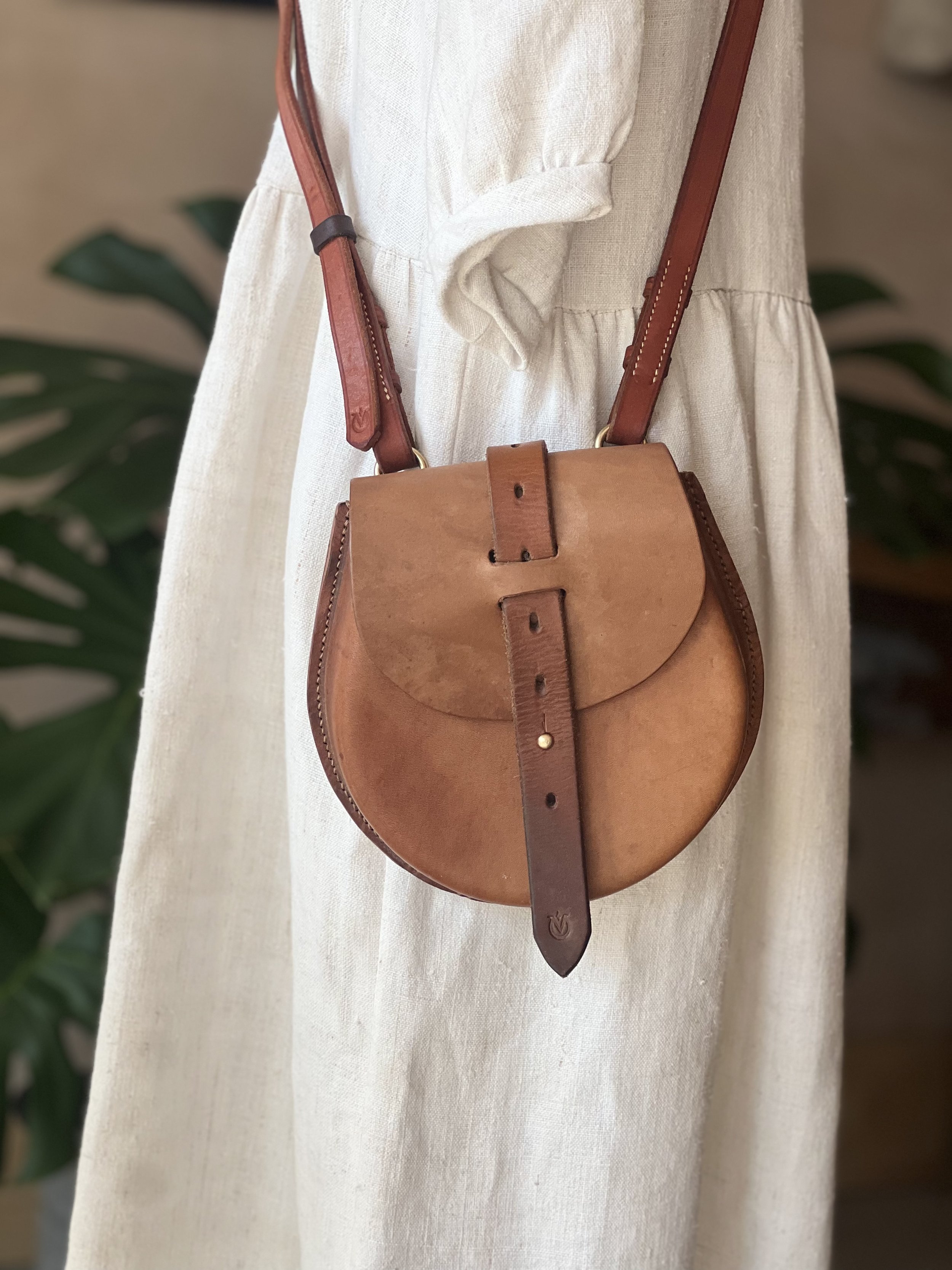 handmade repurposed saddle leather Rowan bag by rag of colts